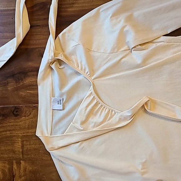 🎉Host Pick🎉 Iris & Ink Sid Neck Tie Bow Blouse Top - Picture 11 of 12